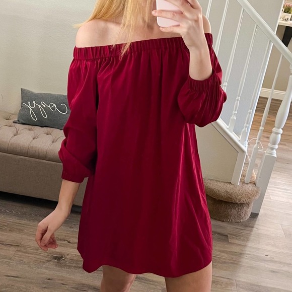 Alice + Olivia Alice + Olivia - Picture 1 of 9